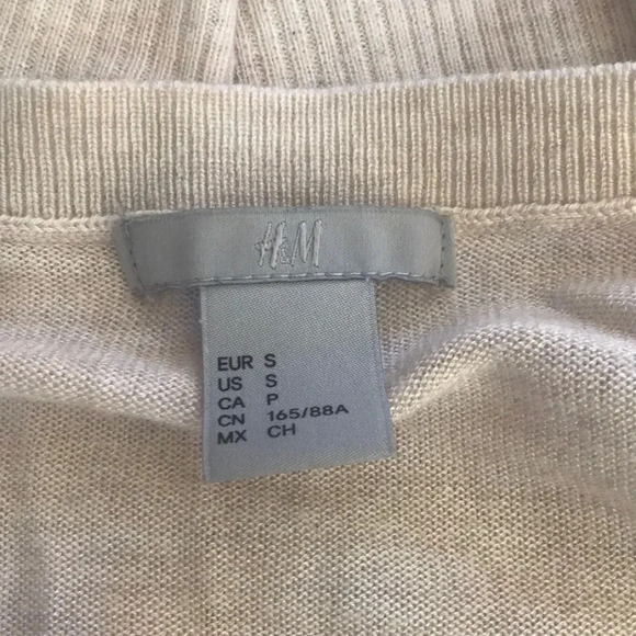 H&M Beige Crew Neck Sweater - Picture 3 of 3